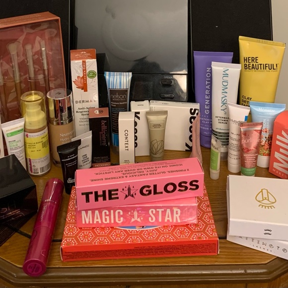 MAKEUP SKINCARE LOT Other - MAKEUP AND SKINCARE BUNDLE OF 35 NEW ITEMS NAME BRANDS